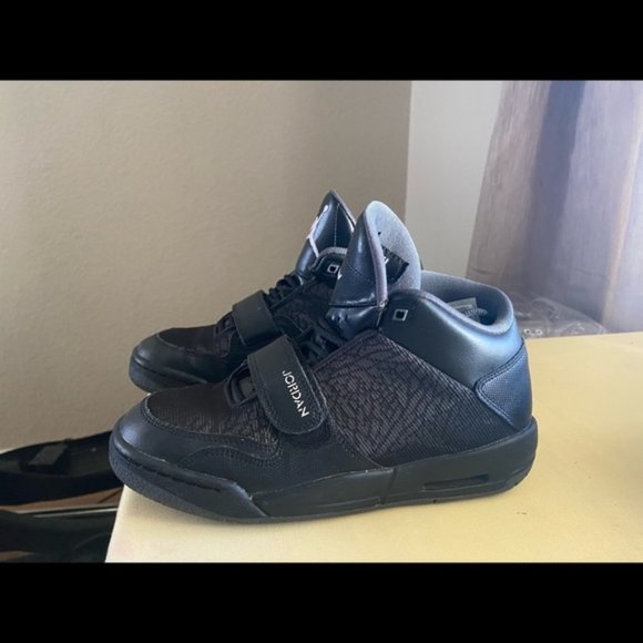 all black jordans youth
